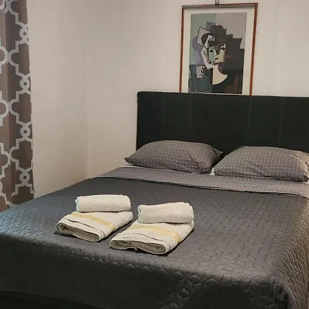 Shopping,airport,parking,ring Road 100sqm Comfort Apartmán Soluň