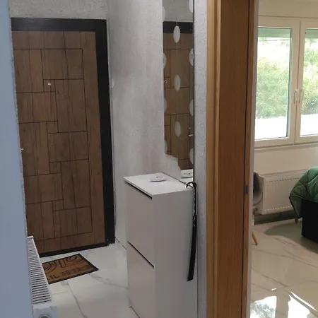 Shopping,airport,parking,ring Road 100sqm Comfort Apartmán Soluň