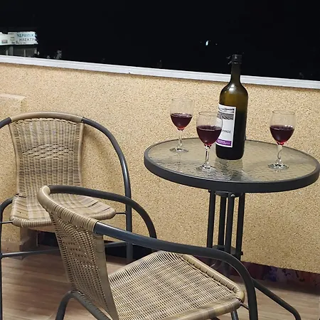 Shopping,airport,parking,ring Road 100sqm Comfort Apartmán Soluň